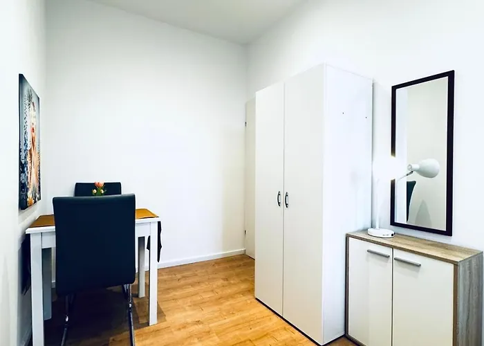 Bright Private In 4br Near Kaufpark Alterlaa Bécs