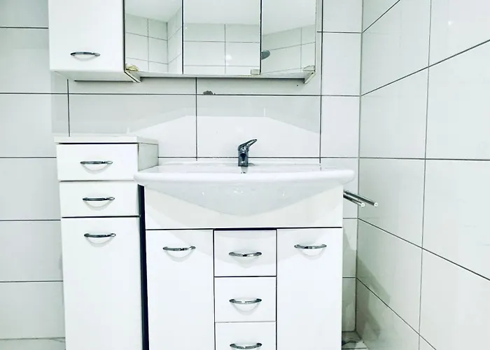Bright Private In 4br Near Kaufpark Alterlaa *